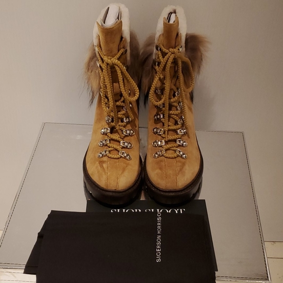 Sigerson Morrison Women's Shearling Fur Ankle Boots NWT - Picture 7 of 10